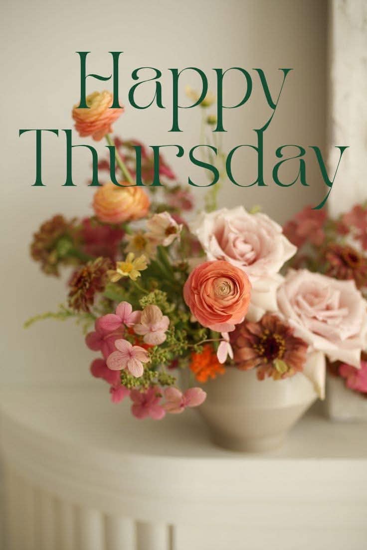 Happy Thursday 🌸

One more sleep ‘til Friday, but who’s counting? 😏