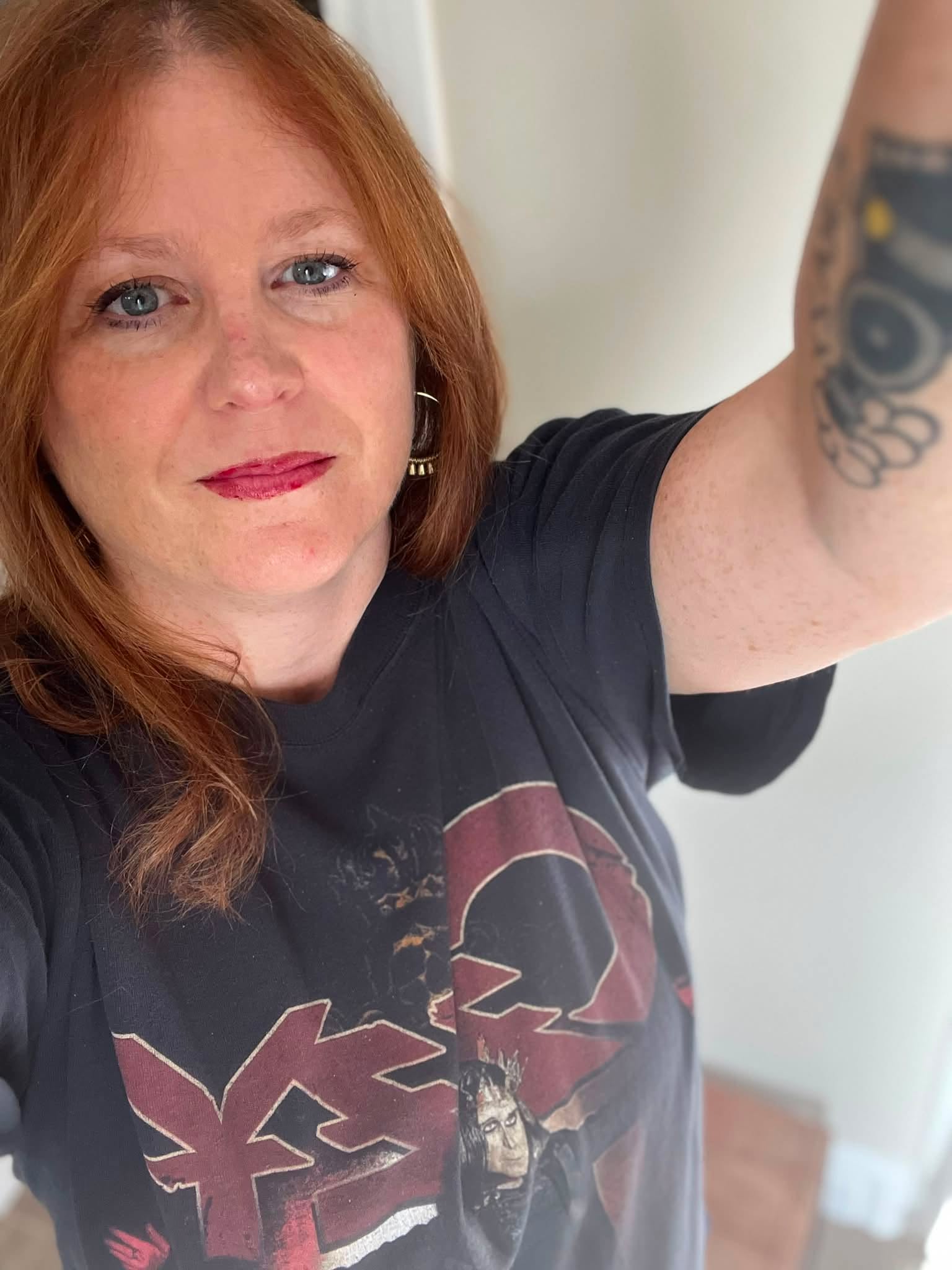 One year ago today, the world lost a legend. 🖤

I still can’t believe he’s gone.

I was fortunate enough to see Ozzy in 2007, see Black Sabbath in 2013, and even meet the man himself. They say you should never meet your heroes… I’m glad I did.

Today is a heavy day for so many fans. But every time I turn up Crazy Train, Mama, I’m Coming Home, or Dreamer, he’s right there again.

Thank you, Ozzy, for the music, the laughs, the madness, and the memories.

Long live the Prince of Darkness. 🤘🦇🖤

#OzzyDay #ozzyosbourne Ozzy Osbourne